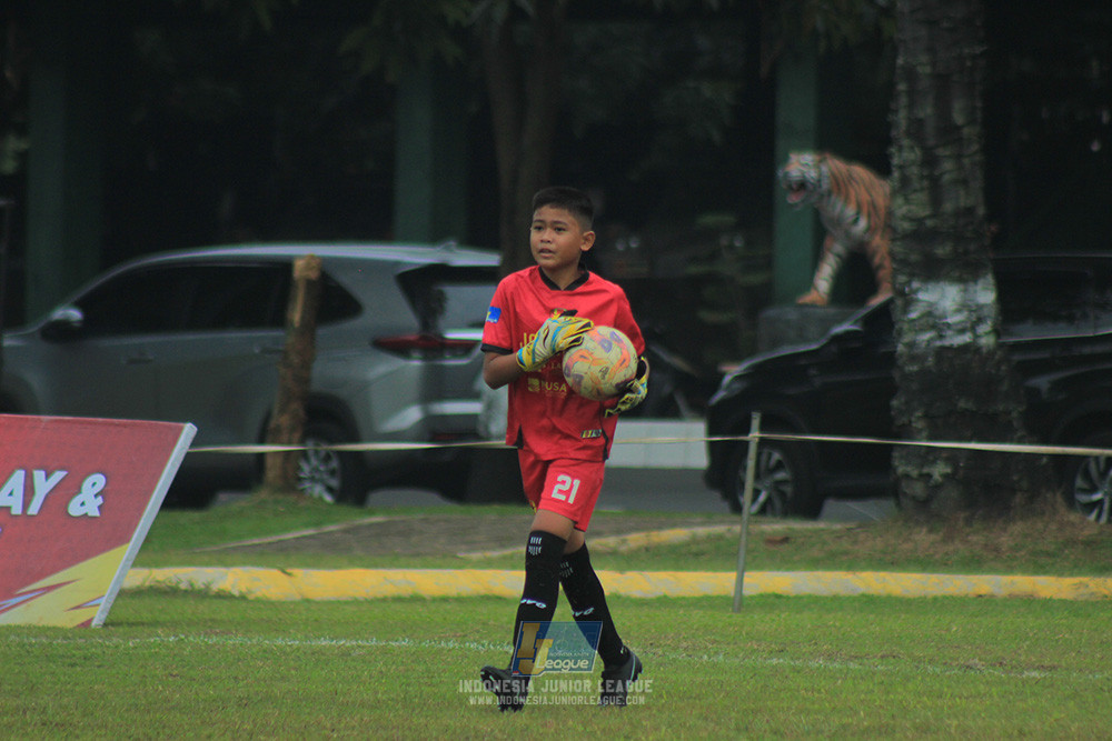 big 24 ijl u11 140624 maesa pararaider white vs java soccer academy