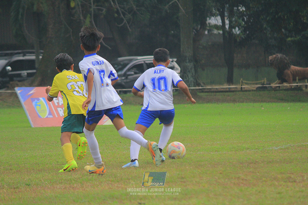 big 24 ijl u11 140624 maesa pararaider white vs java soccer academy