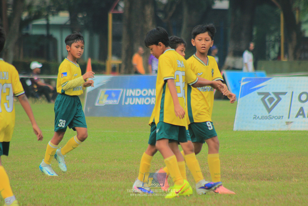 big 24 ijl u11 140624 maesa pararaider white vs java soccer academy