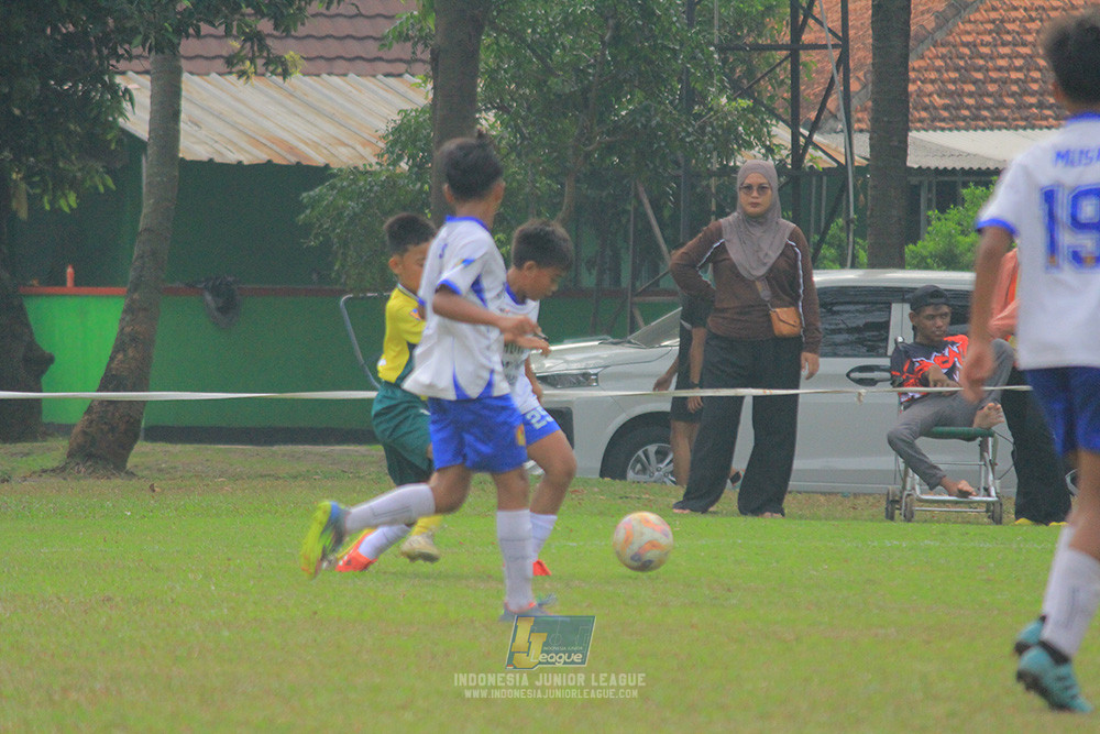 big 24 ijl u11 140624 maesa pararaider white vs java soccer academy