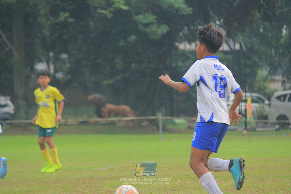 big 24 ijl u11 140624 maesa pararaider white vs java soccer academy