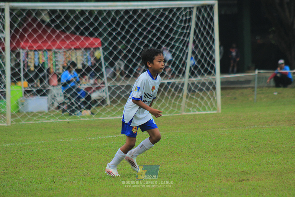 big 24 ijl u11 140624 maesa pararaider white vs java soccer academy