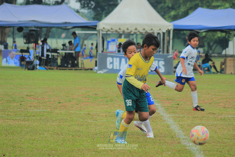 big 24 ijl u11 140624 maesa pararaider white vs java soccer academy