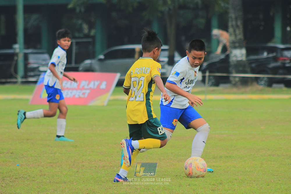 big 24 ijl u11 140624 maesa pararaider white vs java soccer academy