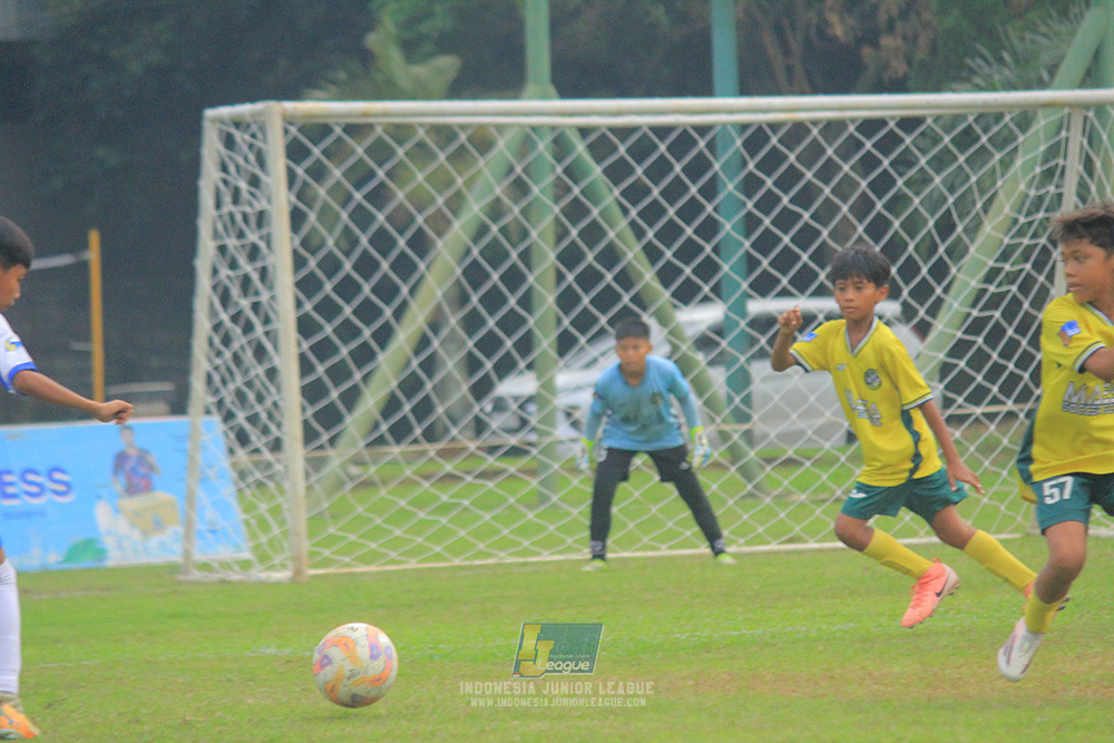 big 24 ijl u11 140624 maesa pararaider white vs java soccer academy