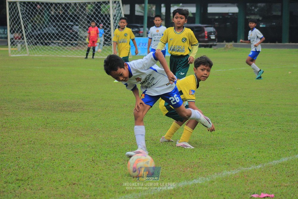 big 24 ijl u11 140624 maesa pararaider white vs java soccer academy