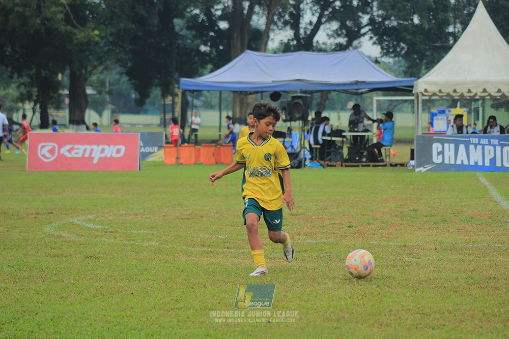 big 24 ijl u11 140624 maesa pararaider white vs java soccer academy