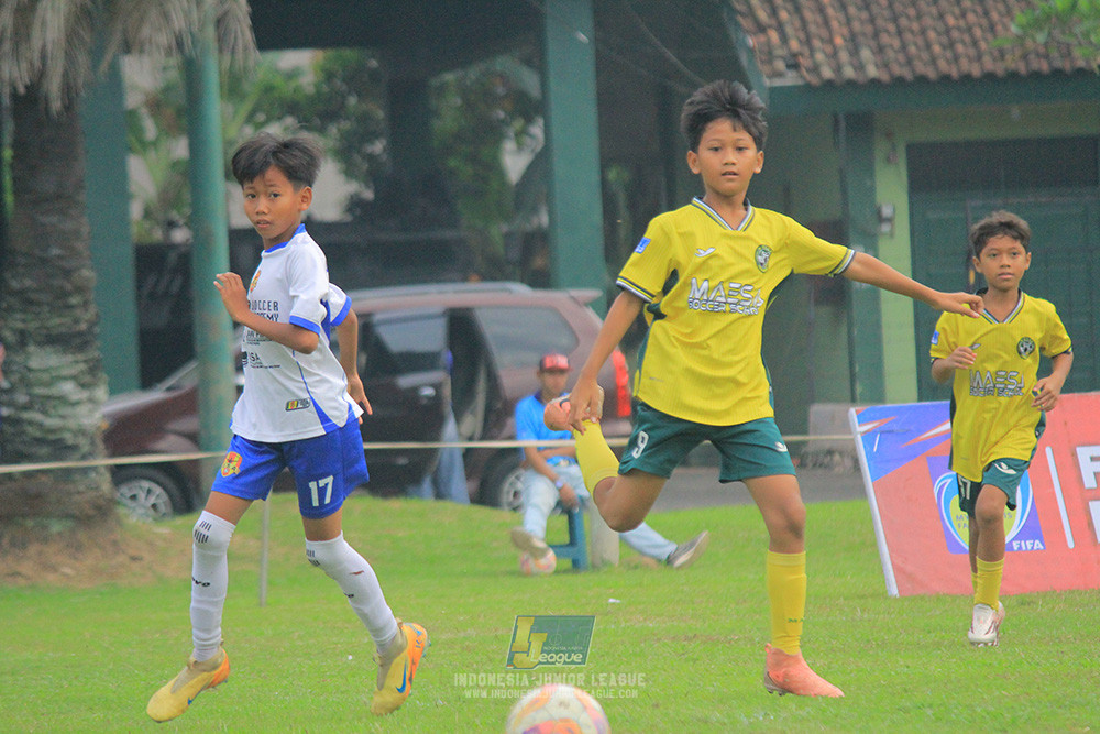 big 24 ijl u11 140624 maesa pararaider white vs java soccer academy