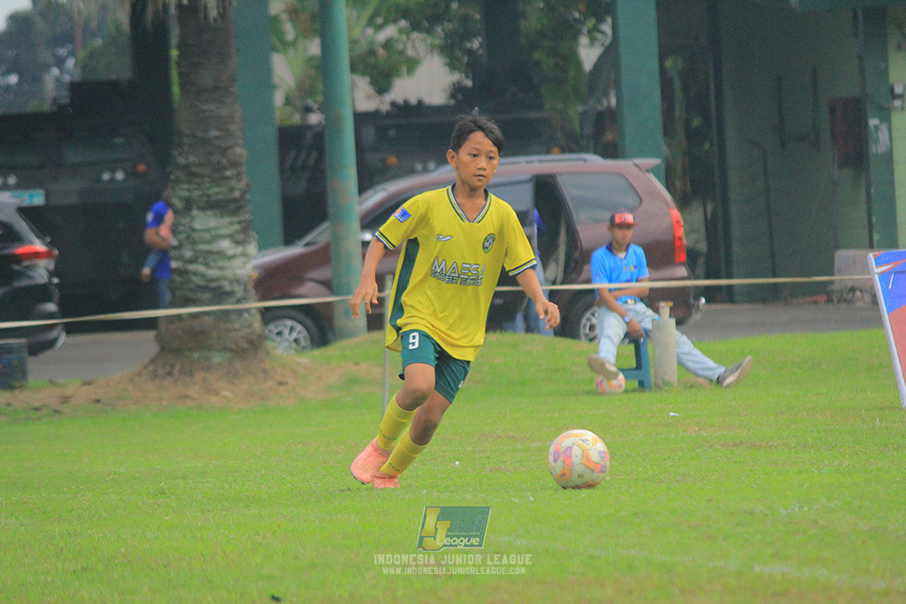 big 24 ijl u11 140624 maesa pararaider white vs java soccer academy
