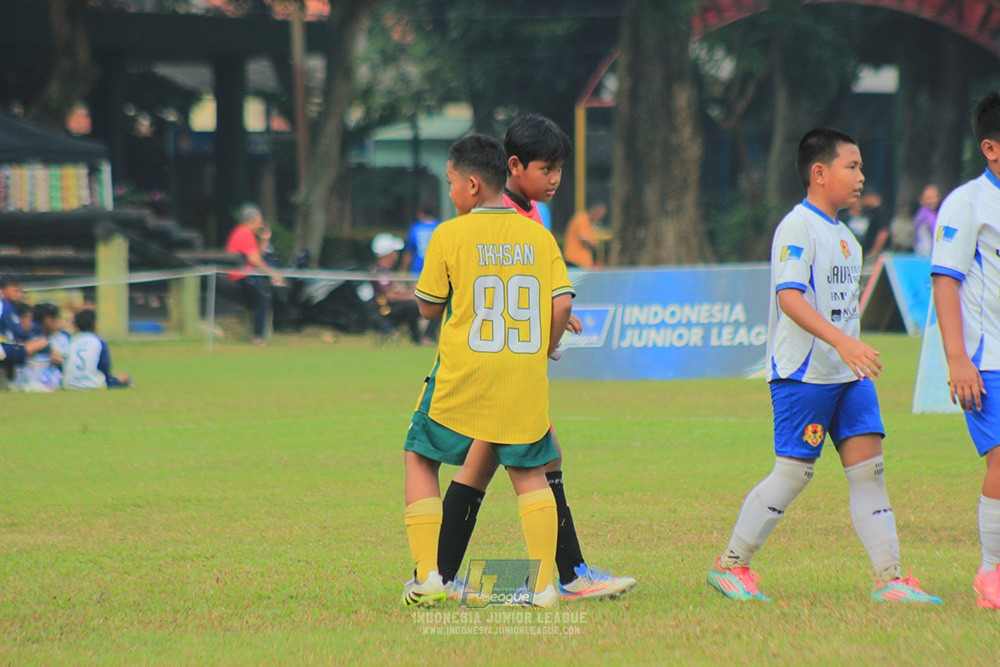 big 24 ijl u11 140624 maesa pararaider white vs java soccer academy