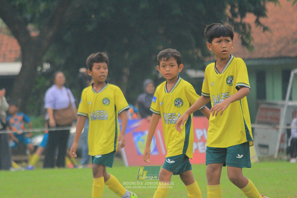 big 24 ijl u11 140624 maesa pararaider white vs java soccer academy