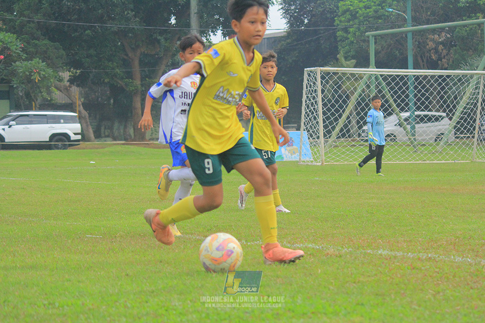 big 24 ijl u11 140624 maesa pararaider white vs java soccer academy