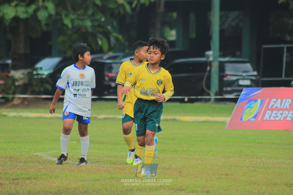 big 24 ijl u11 140624 maesa pararaider white vs java soccer academy