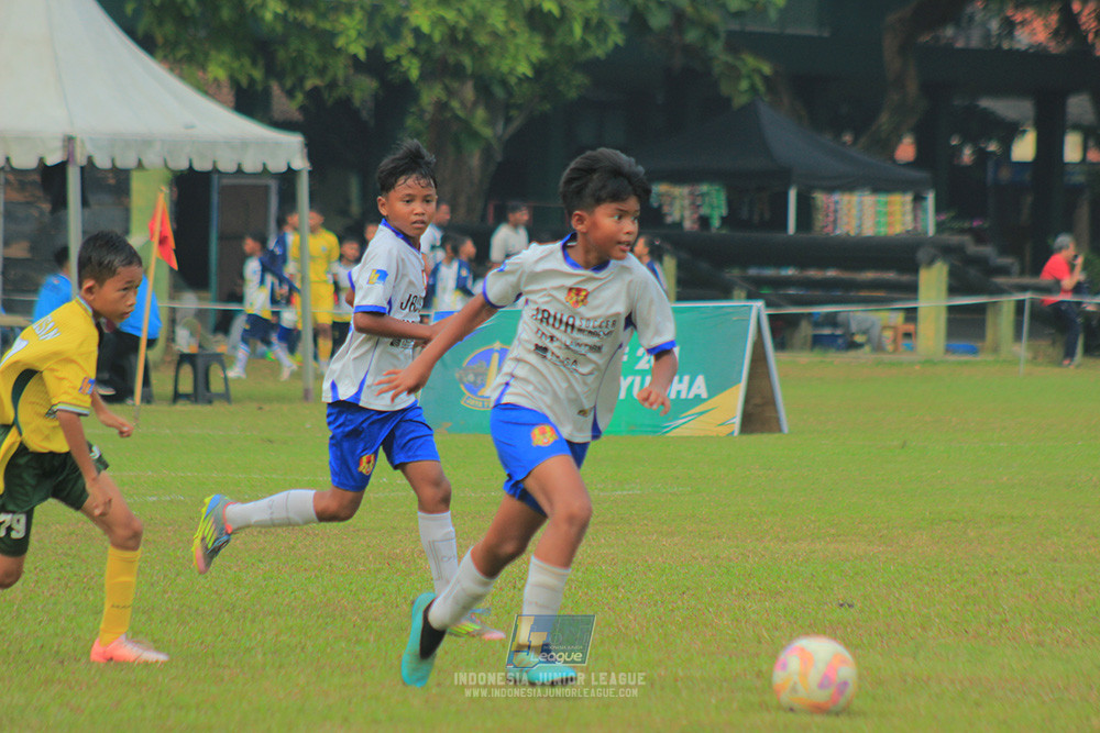 big 24 ijl u11 140624 maesa pararaider white vs java soccer academy