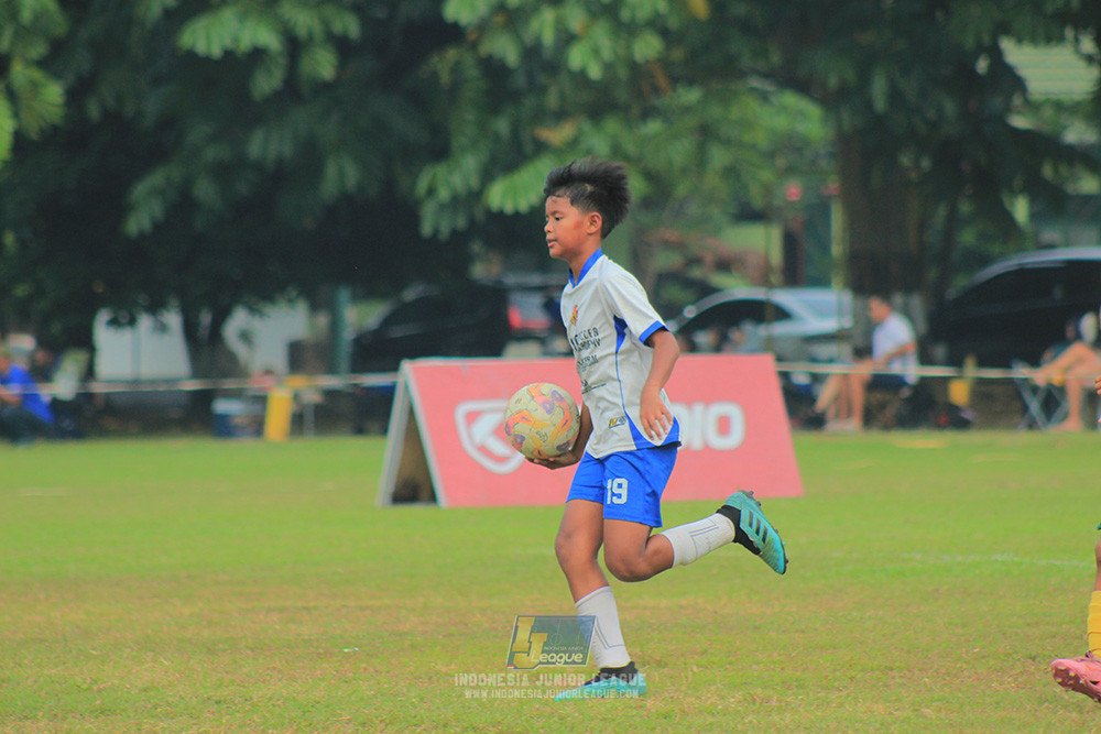 big 24 ijl u11 140624 maesa pararaider white vs java soccer academy
