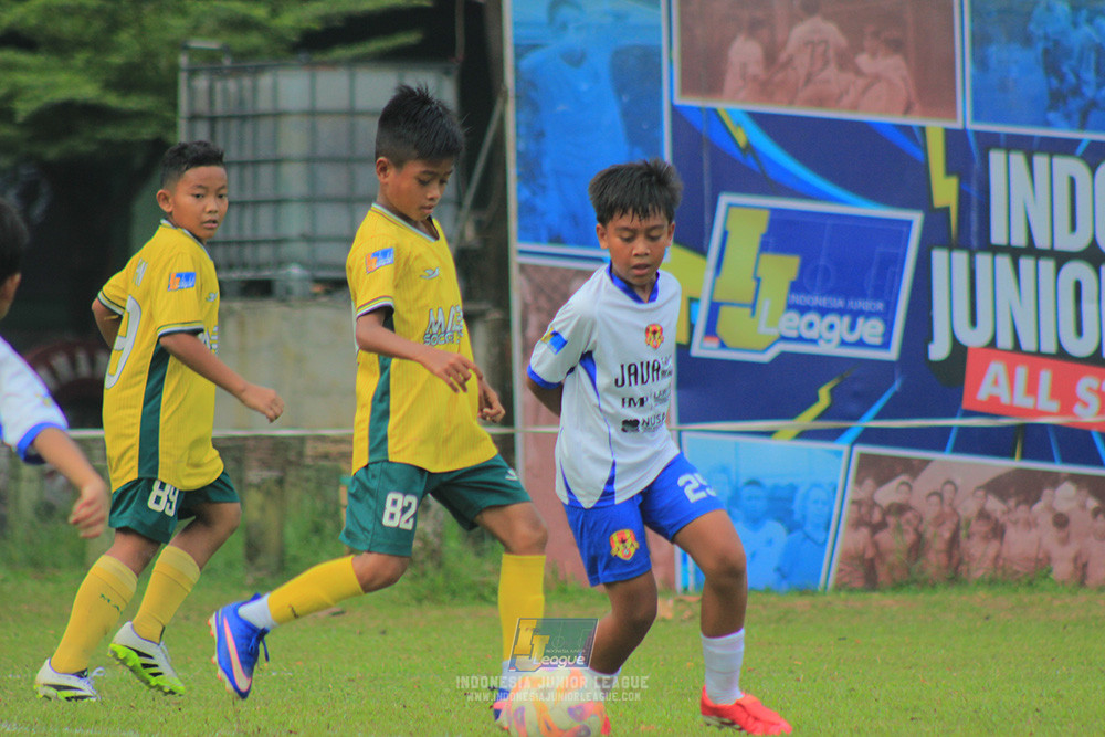 big 24 ijl u11 140624 maesa pararaider white vs java soccer academy