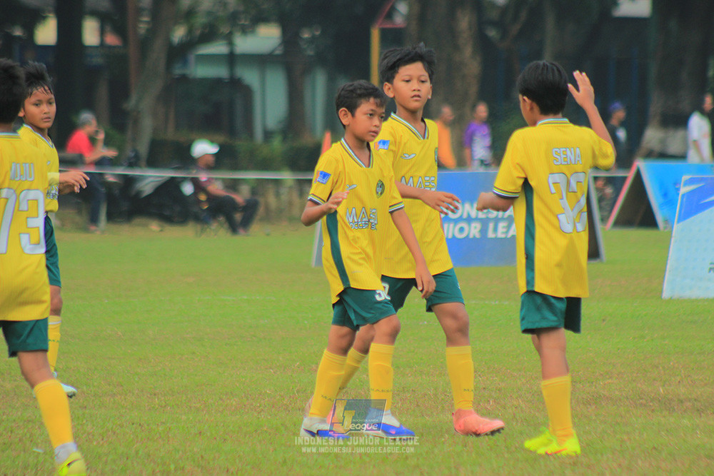 big 24 ijl u11 140624 maesa pararaider white vs java soccer academy