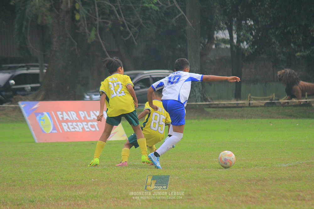 big 24 ijl u11 140624 maesa pararaider white vs java soccer academy