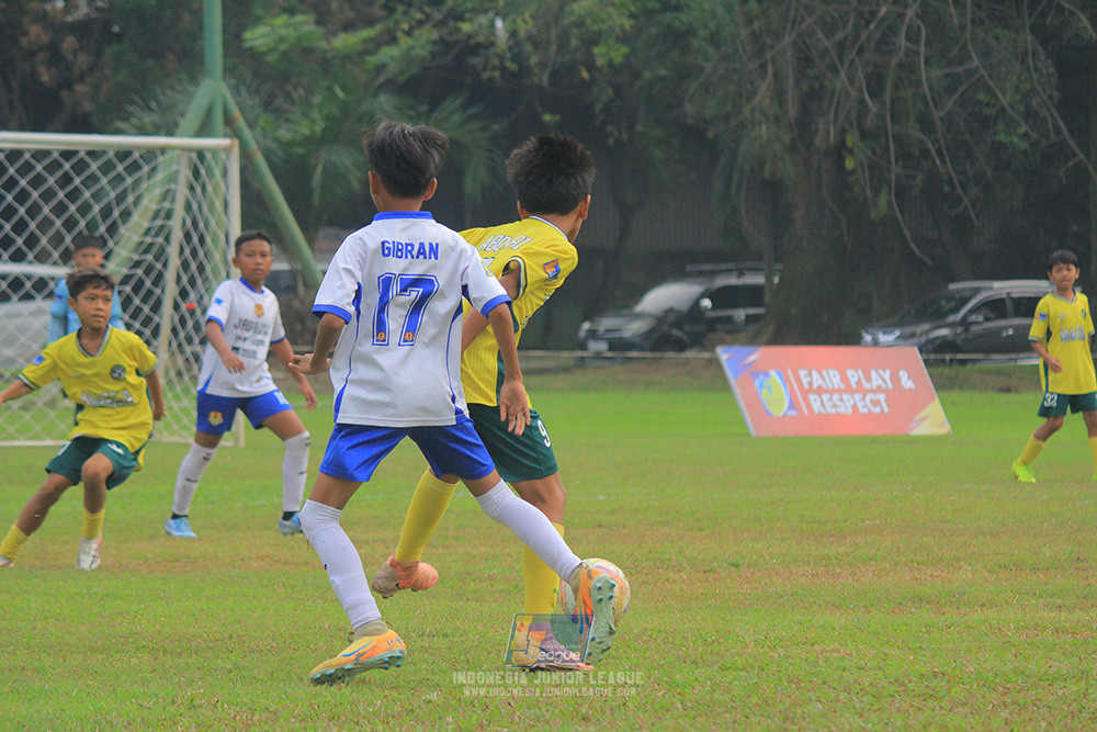 big 24 ijl u11 140624 maesa pararaider white vs java soccer academy