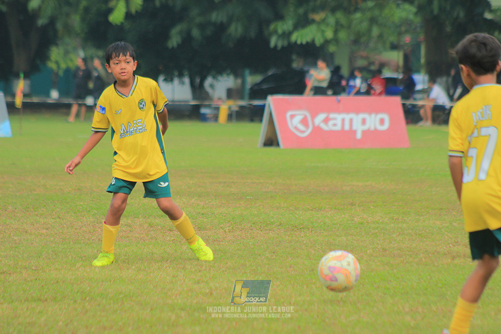 big 24 ijl u11 140624 maesa pararaider white vs java soccer academy