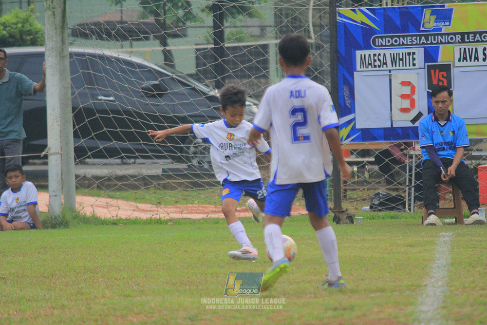 big 24 ijl u11 140624 maesa pararaider white vs java soccer academy