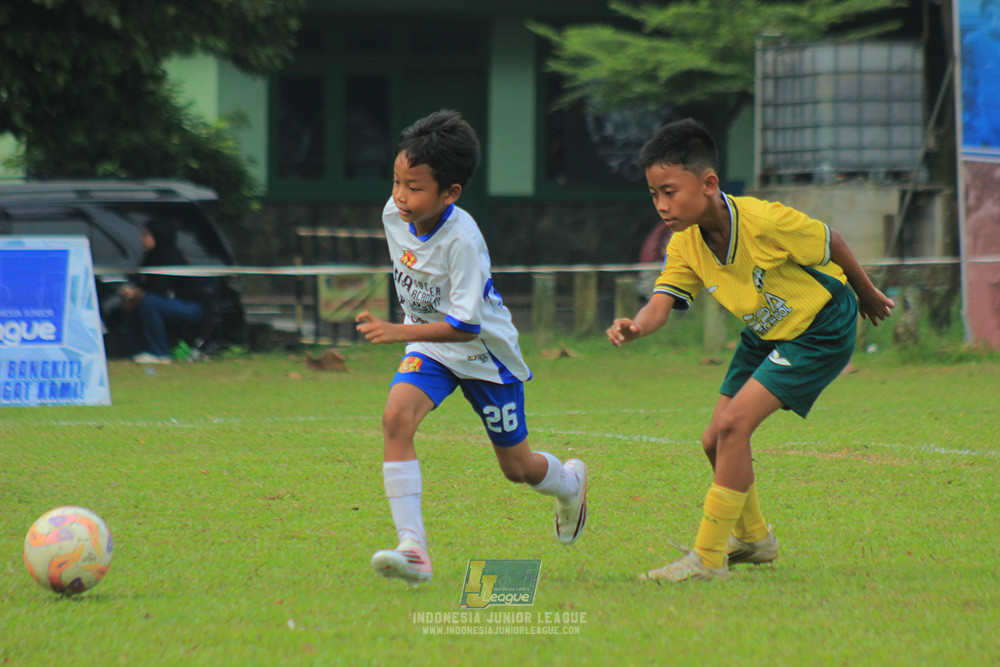big 24 ijl u11 140624 maesa pararaider white vs java soccer academy