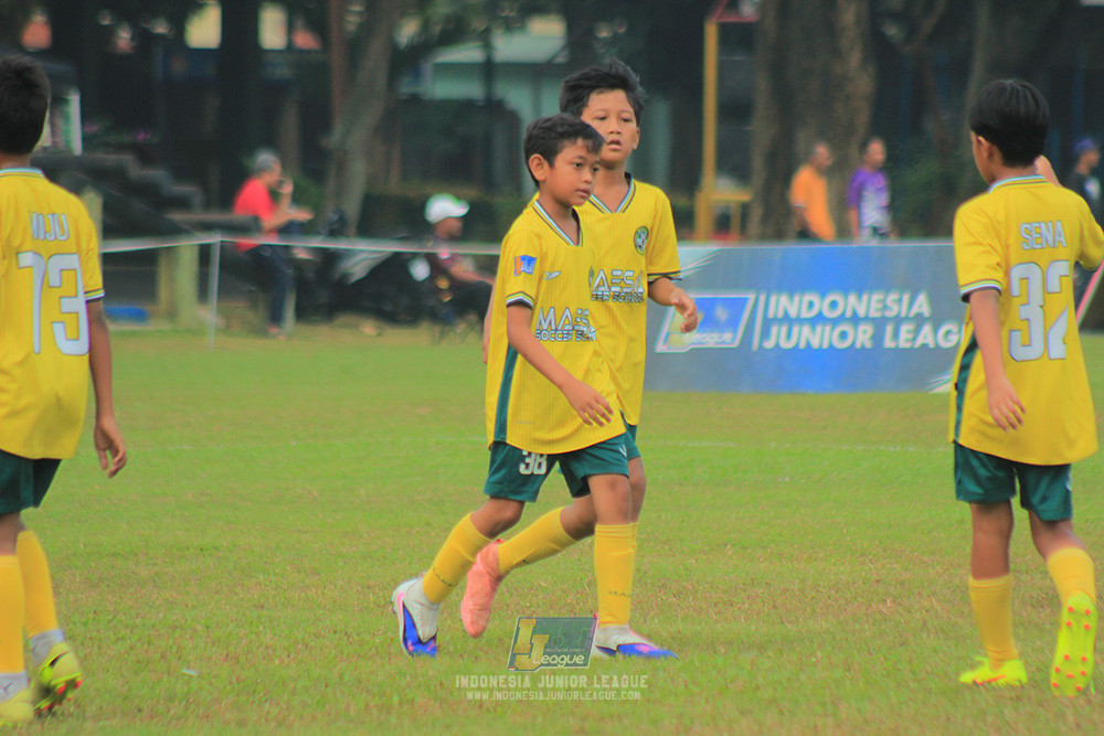 big 24 ijl u11 140624 maesa pararaider white vs java soccer academy