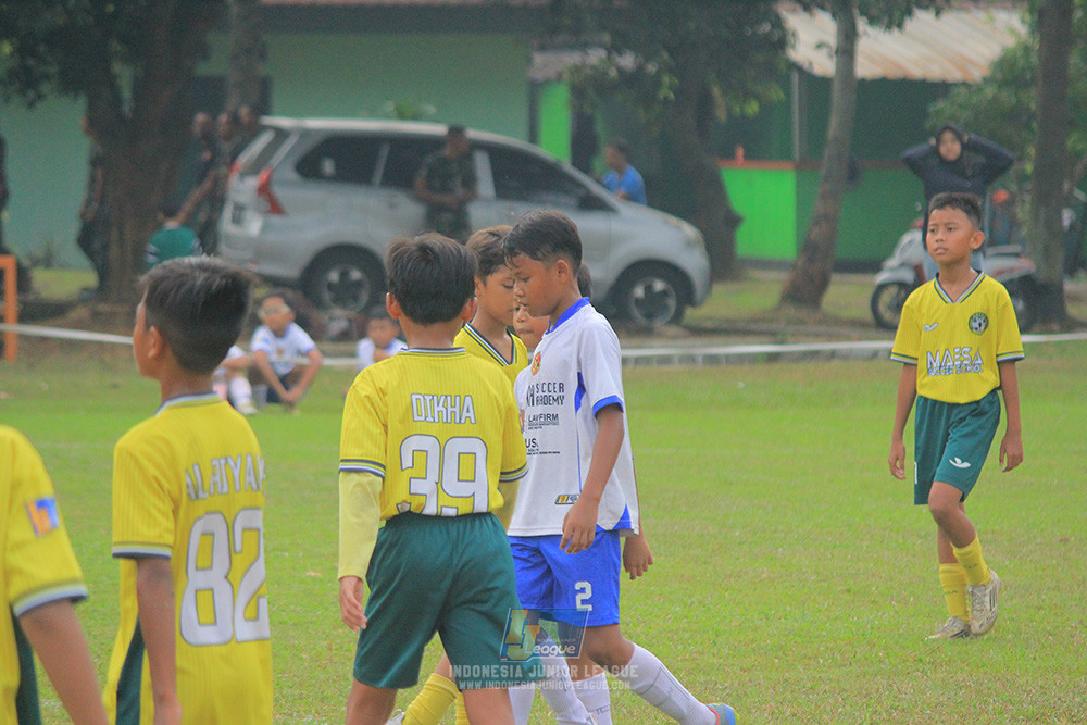 big 24 ijl u11 140624 maesa pararaider white vs java soccer academy