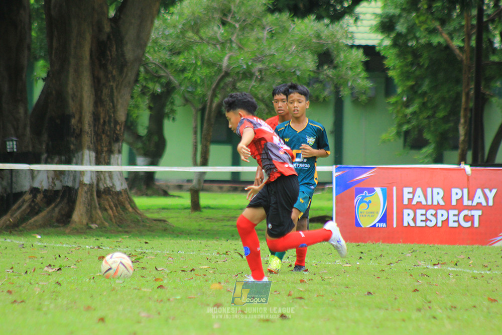 ijl bi 8 u13 100125 sparta 1979 vs newland fa