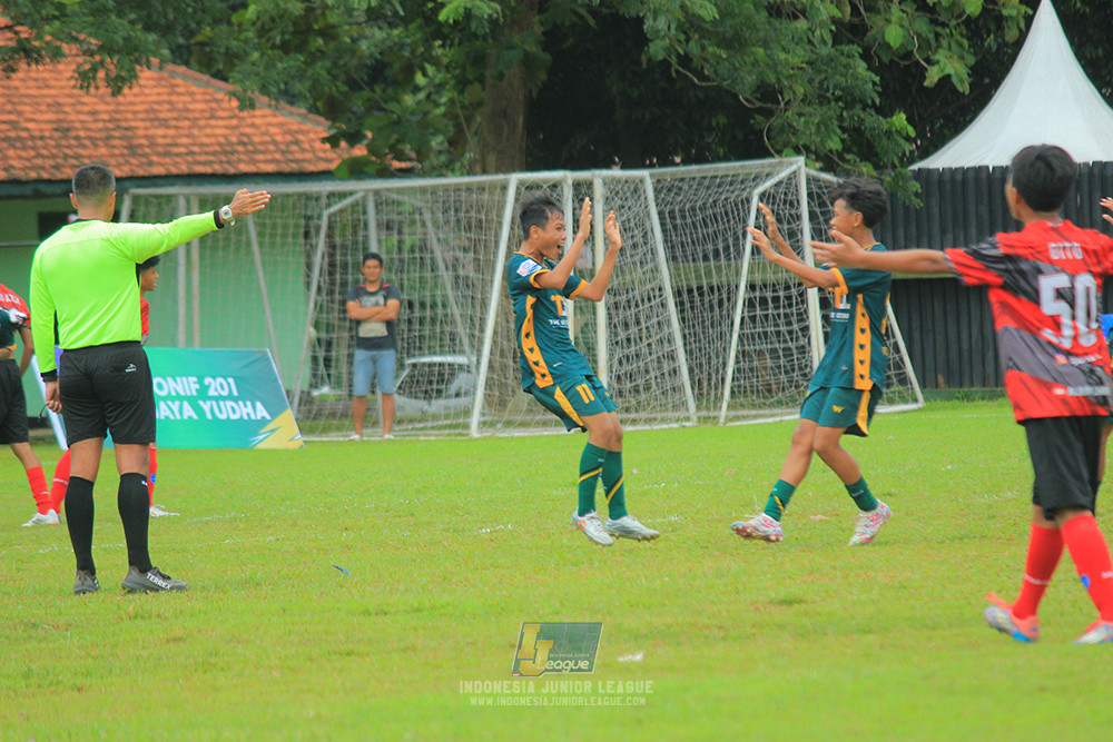 ijl bi 8 u13 100125 sparta 1979 vs newland fa