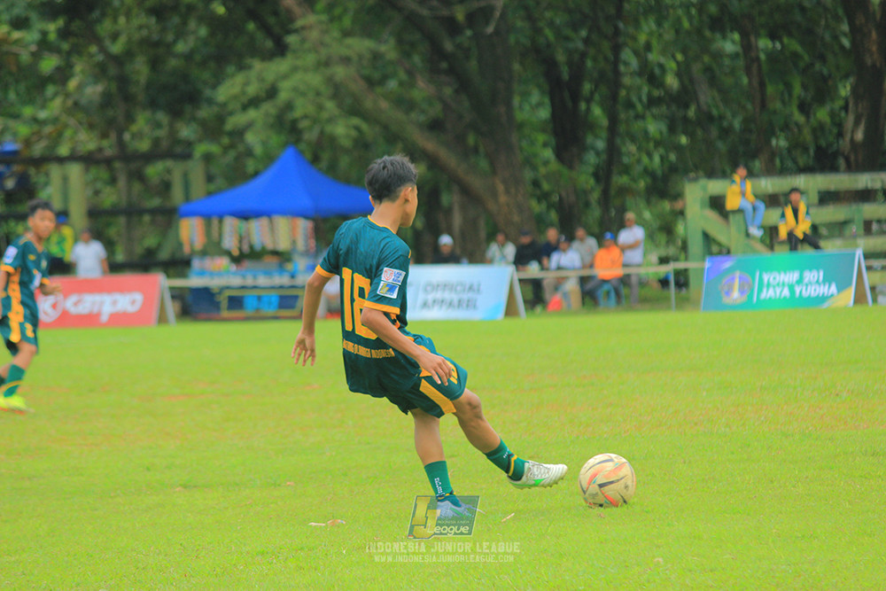 ijl bi 8 u13 100125 sparta 1979 vs newland fa