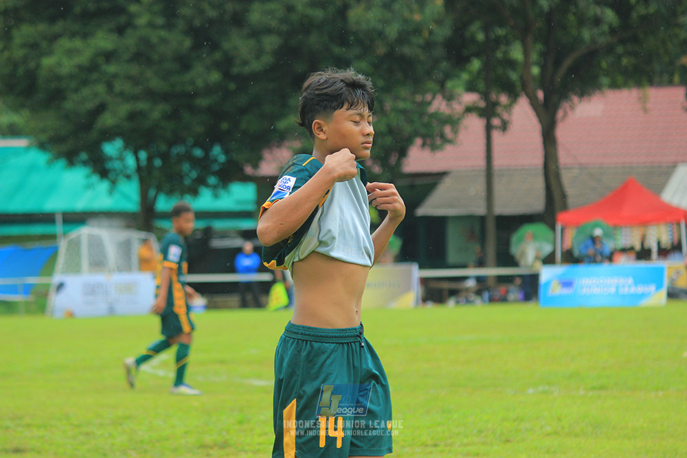 ijl bi 8 u13 100125 sparta 1979 vs newland fa