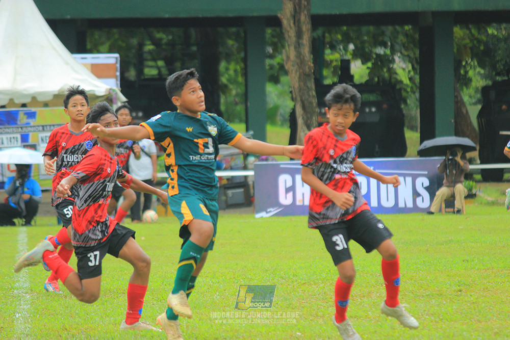 ijl bi 8 u13 100125 sparta 1979 vs newland fa