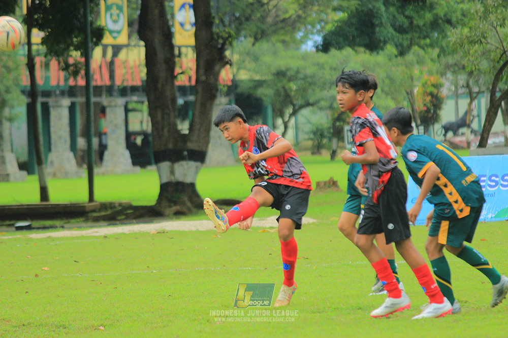 ijl bi 8 u13 100125 sparta 1979 vs newland fa