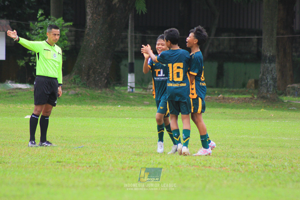 ijl bi 8 u13 100125 sparta 1979 vs newland fa