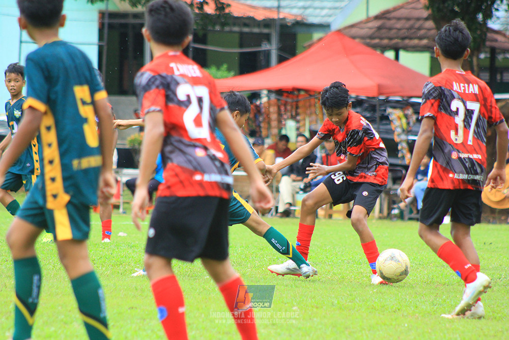 ijl bi 8 u13 100125 sparta 1979 vs newland fa