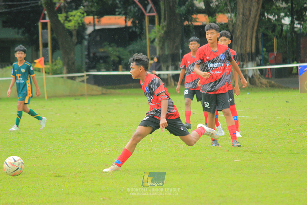 ijl bi 8 u13 100125 sparta 1979 vs newland fa