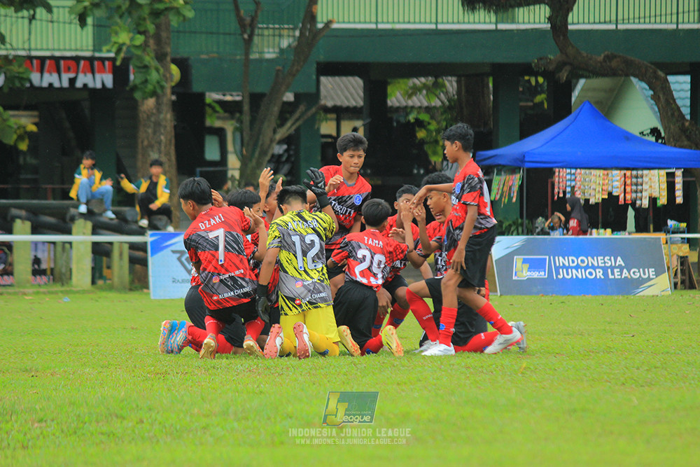 ijl bi 8 u13 100125 sparta 1979 vs newland fa