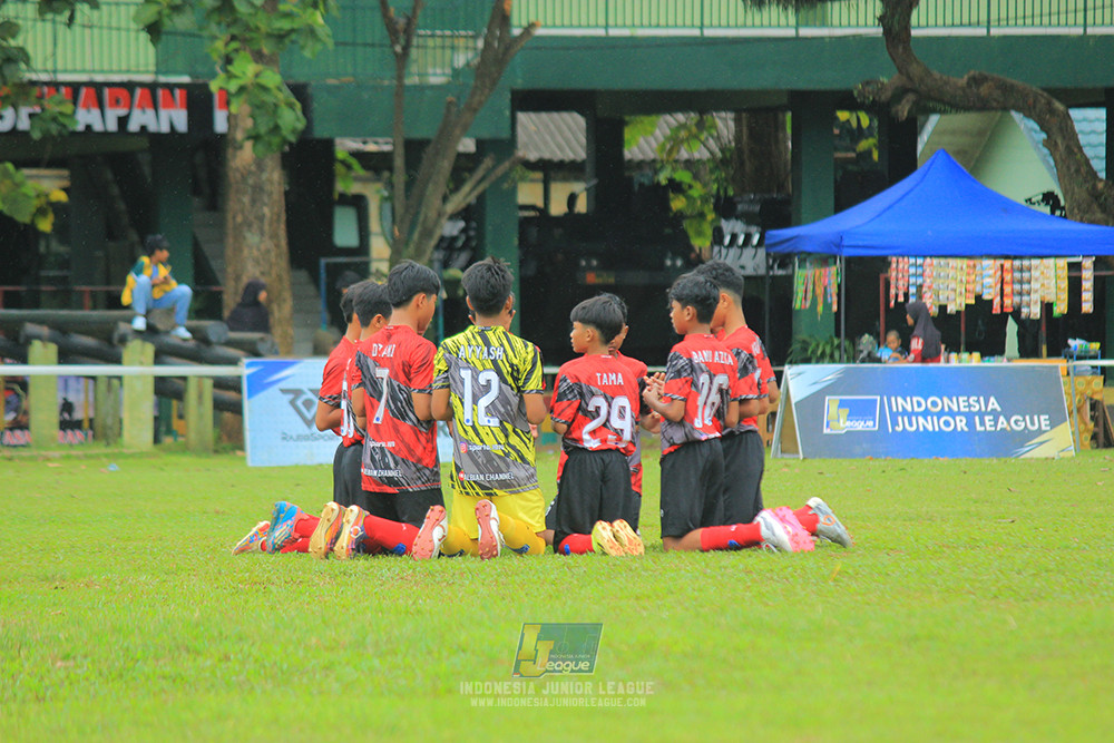 ijl bi 8 u13 100125 sparta 1979 vs newland fa