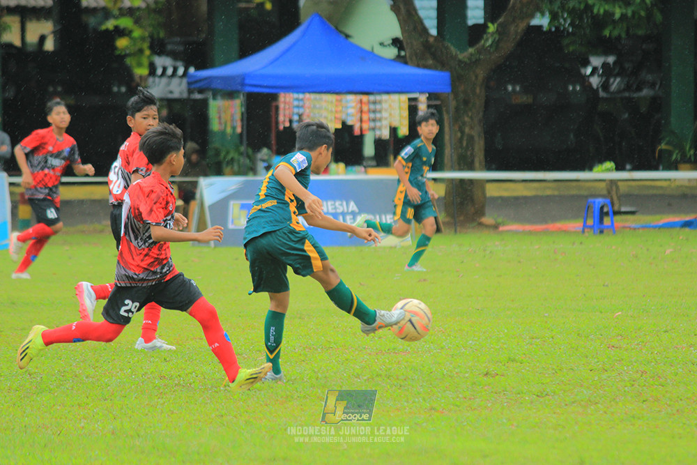ijl bi 8 u13 100125 sparta 1979 vs newland fa