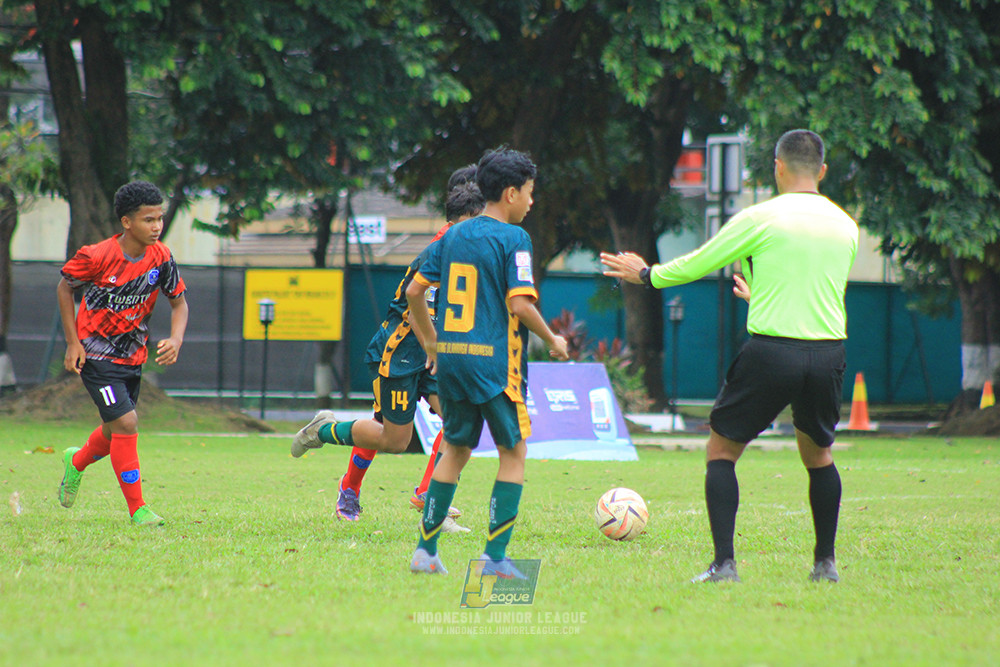 ijl bi 8 u13 100125 sparta 1979 vs newland fa