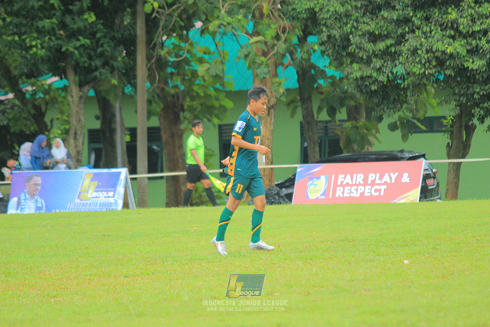 ijl bi 8 u13 100125 sparta 1979 vs newland fa