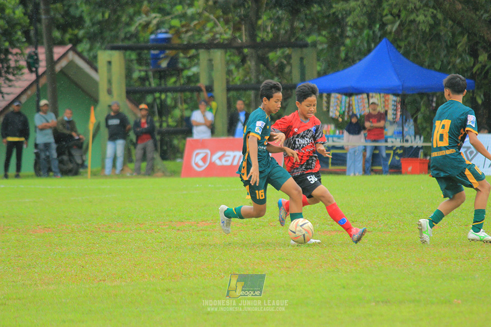 ijl bi 8 u13 100125 sparta 1979 vs newland fa