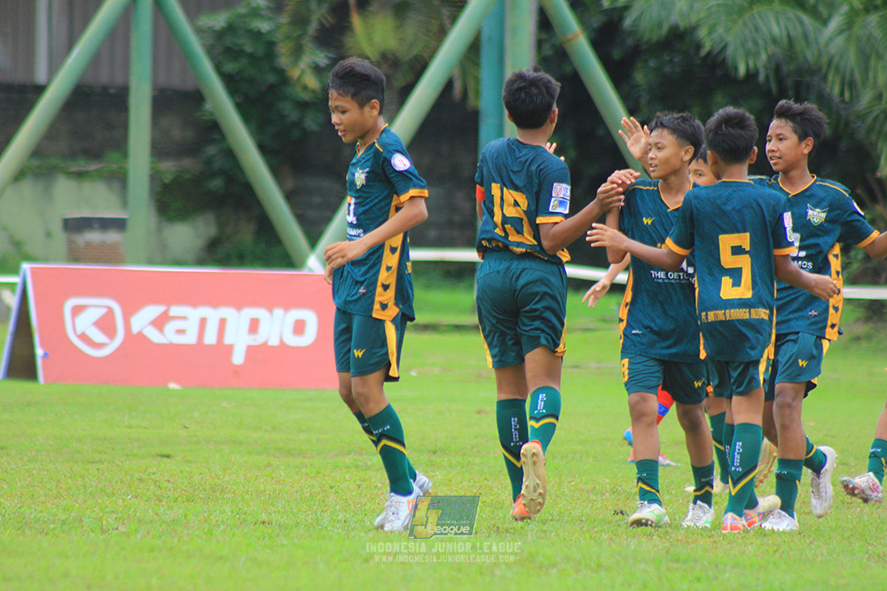 ijl bi 8 u13 100125 sparta 1979 vs newland fa