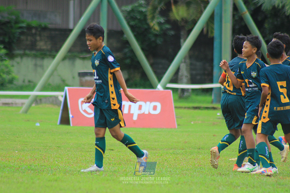 ijl bi 8 u13 100125 sparta 1979 vs newland fa