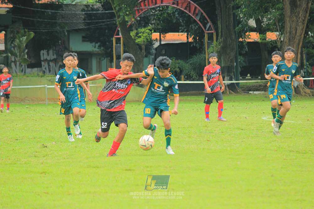 ijl bi 8 u13 100125 sparta 1979 vs newland fa