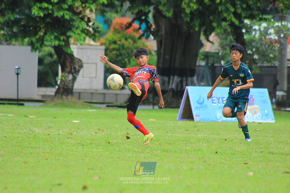 ijl bi 8 u13 100125 sparta 1979 vs newland fa