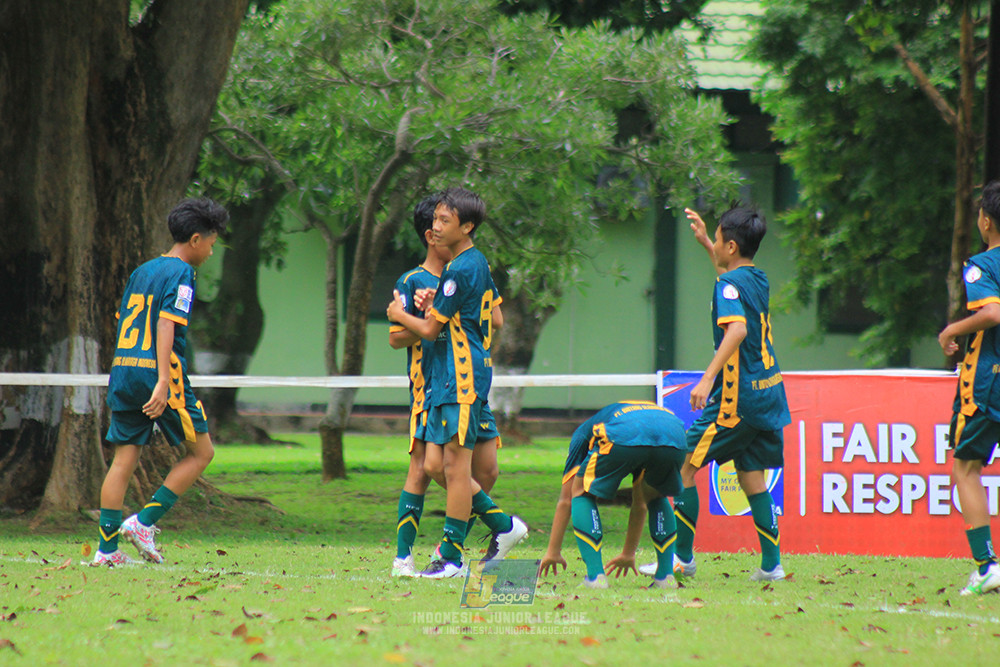 ijl bi 8 u13 100125 sparta 1979 vs newland fa