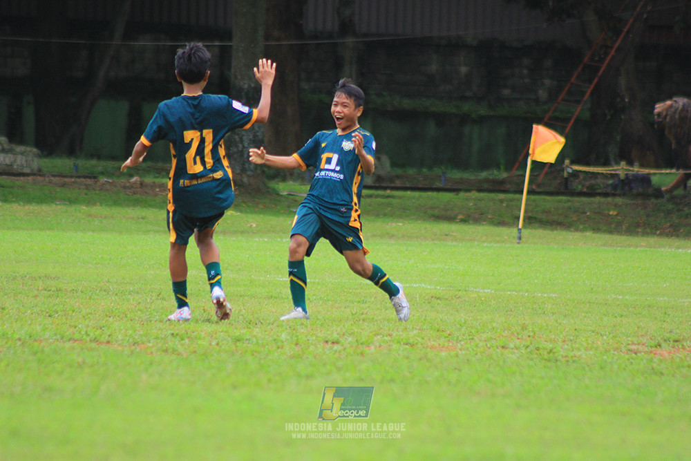 ijl bi 8 u13 100125 sparta 1979 vs newland fa