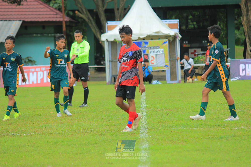 ijl bi 8 u13 100125 sparta 1979 vs newland fa